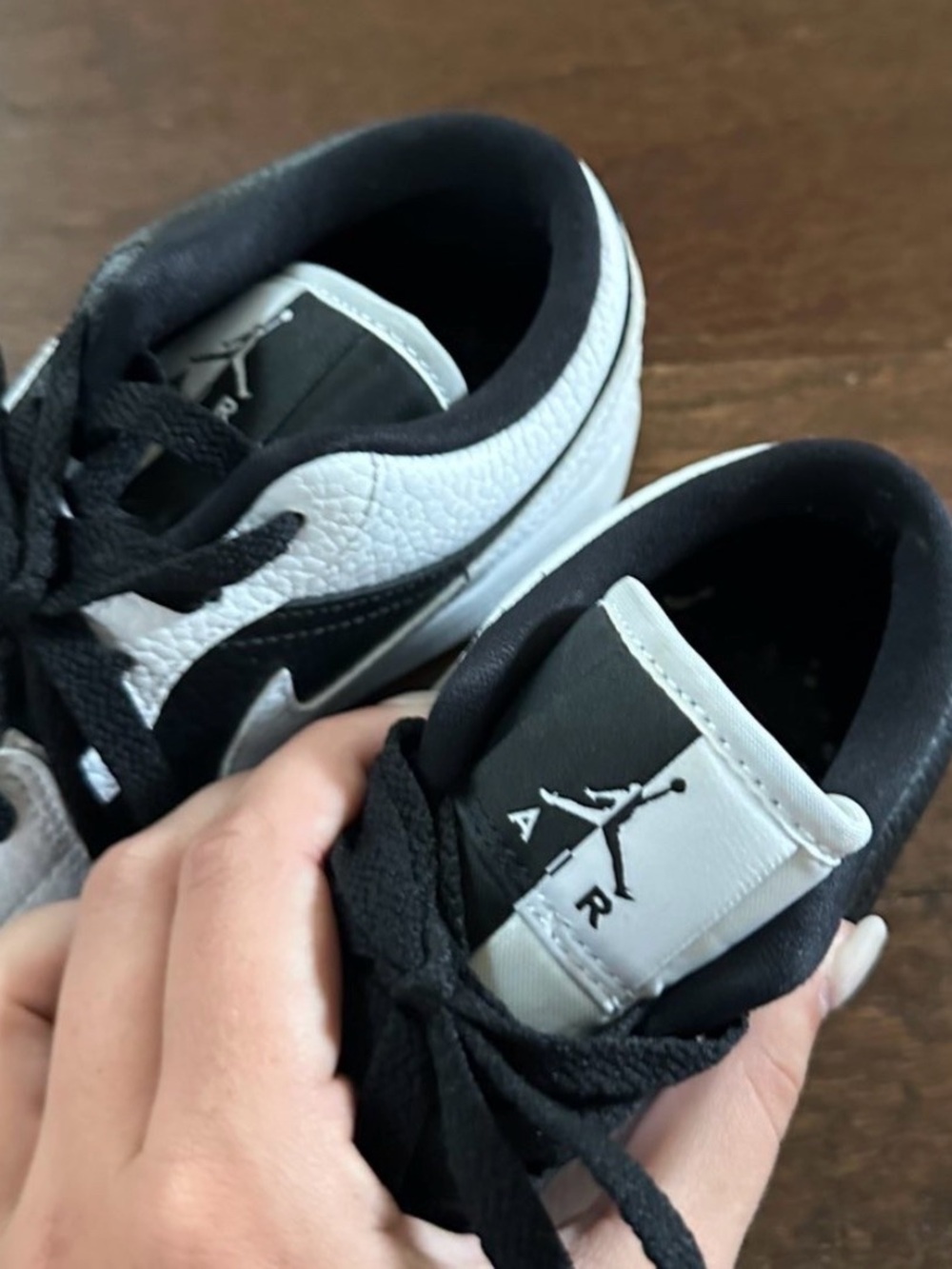 Nike Air Jordan 1 Low SE Homage Split White/ Black-size 8 women’s like new - Picture 10 of 16
